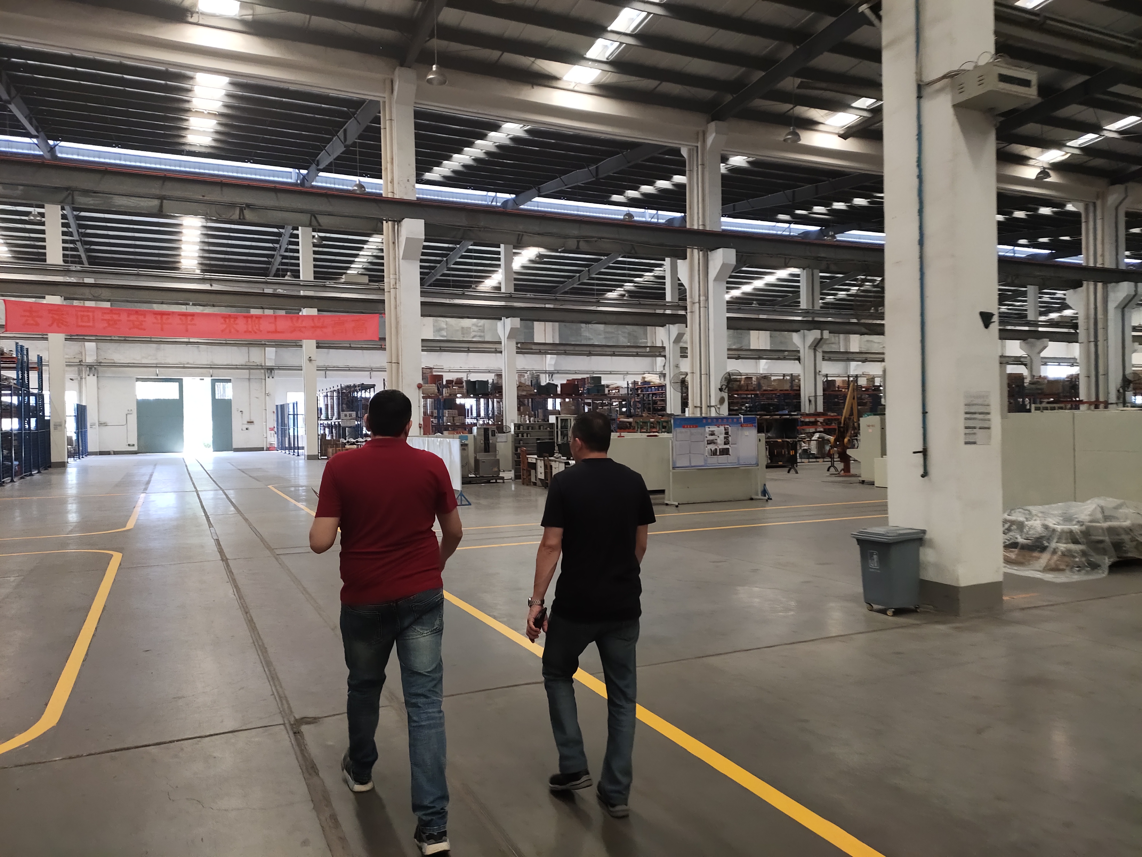 合肥代理商參觀BOSERL齒輪減速電機(jī)